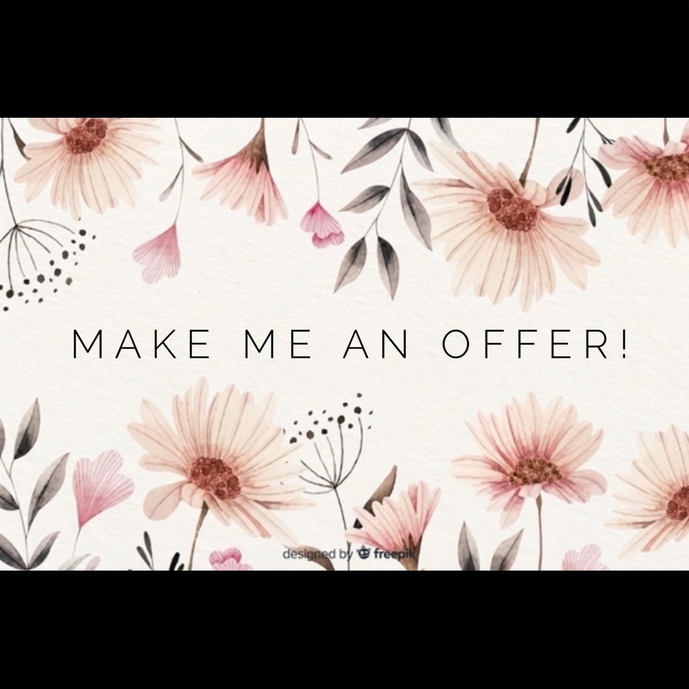 🖤Reasonable Offers Welcomed🖤